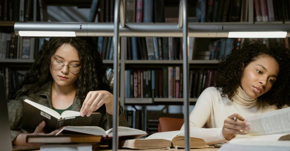 SWE Stands With Collegiate Sections, Affiliates Impacted by DEI Bans