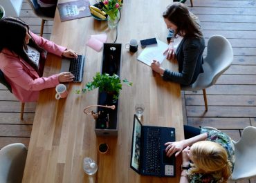 the-flexibility-divide:-how-global-return-to-office-mandates-threaten-women’s-progress-in-stem